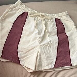 F21 Women's White and Purple Shorts